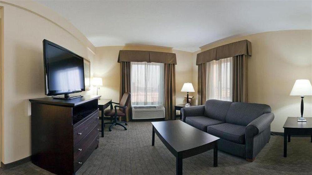 Holiday Inn Express Hotel & Suites Clearwater Us 19 North By Ihg Eksteriør billede