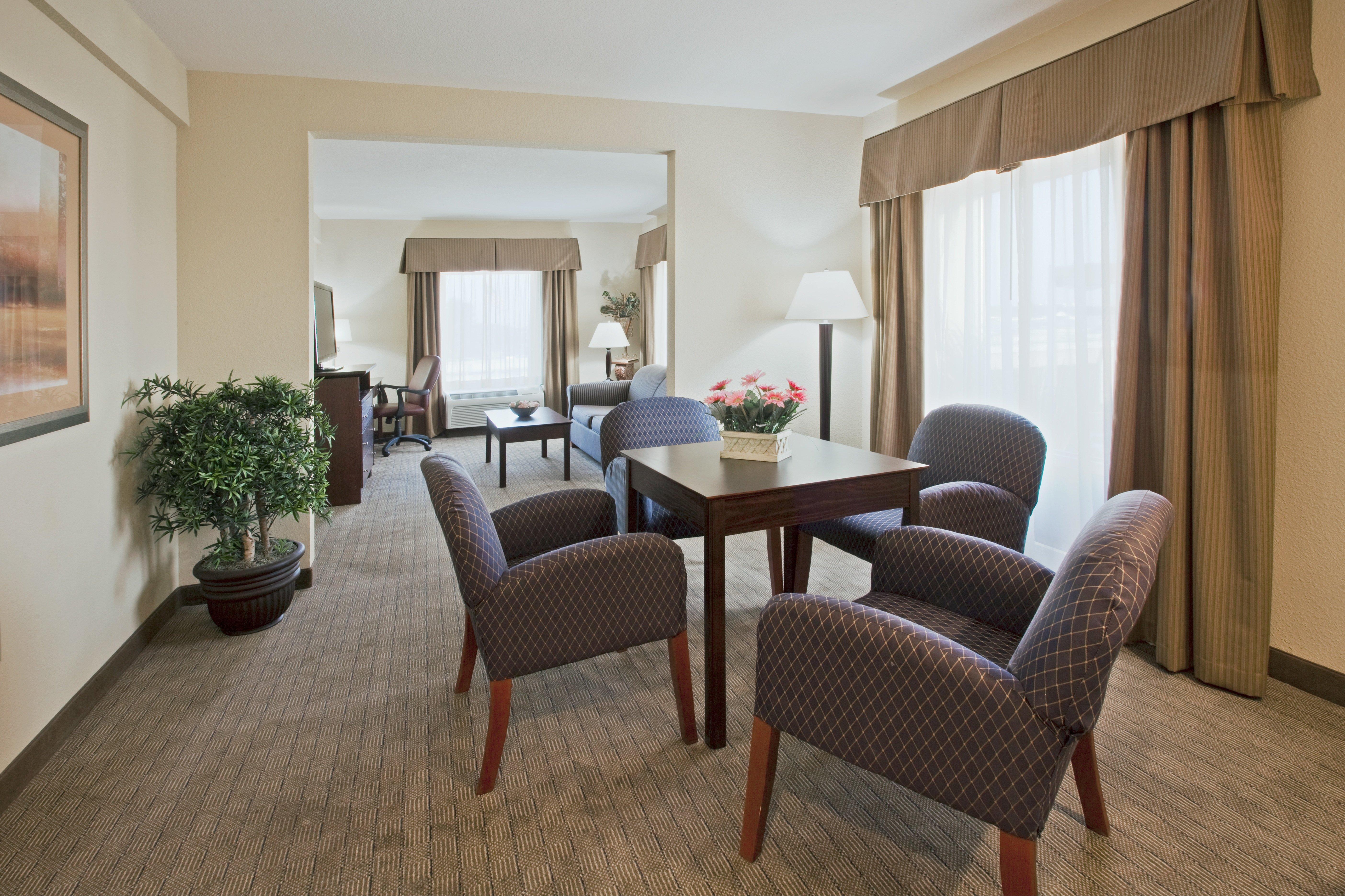 Holiday Inn Express Hotel & Suites Clearwater Us 19 North By Ihg Eksteriør billede