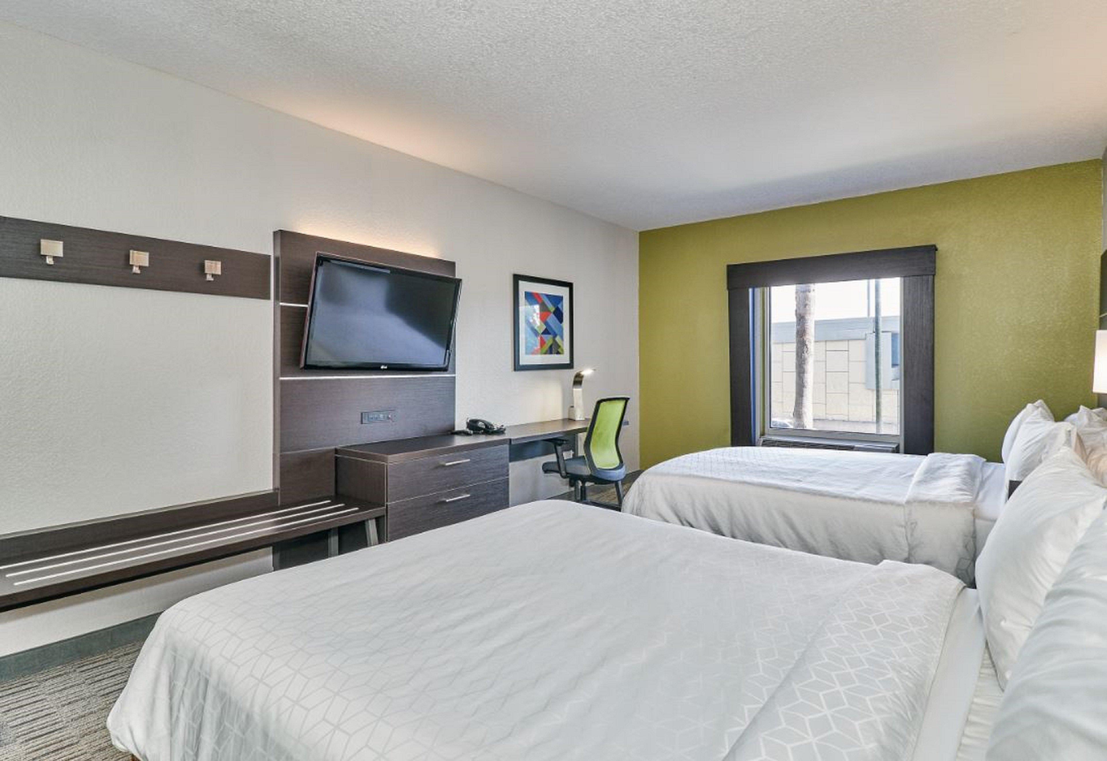 Holiday Inn Express Hotel & Suites Clearwater Us 19 North By Ihg Eksteriør billede