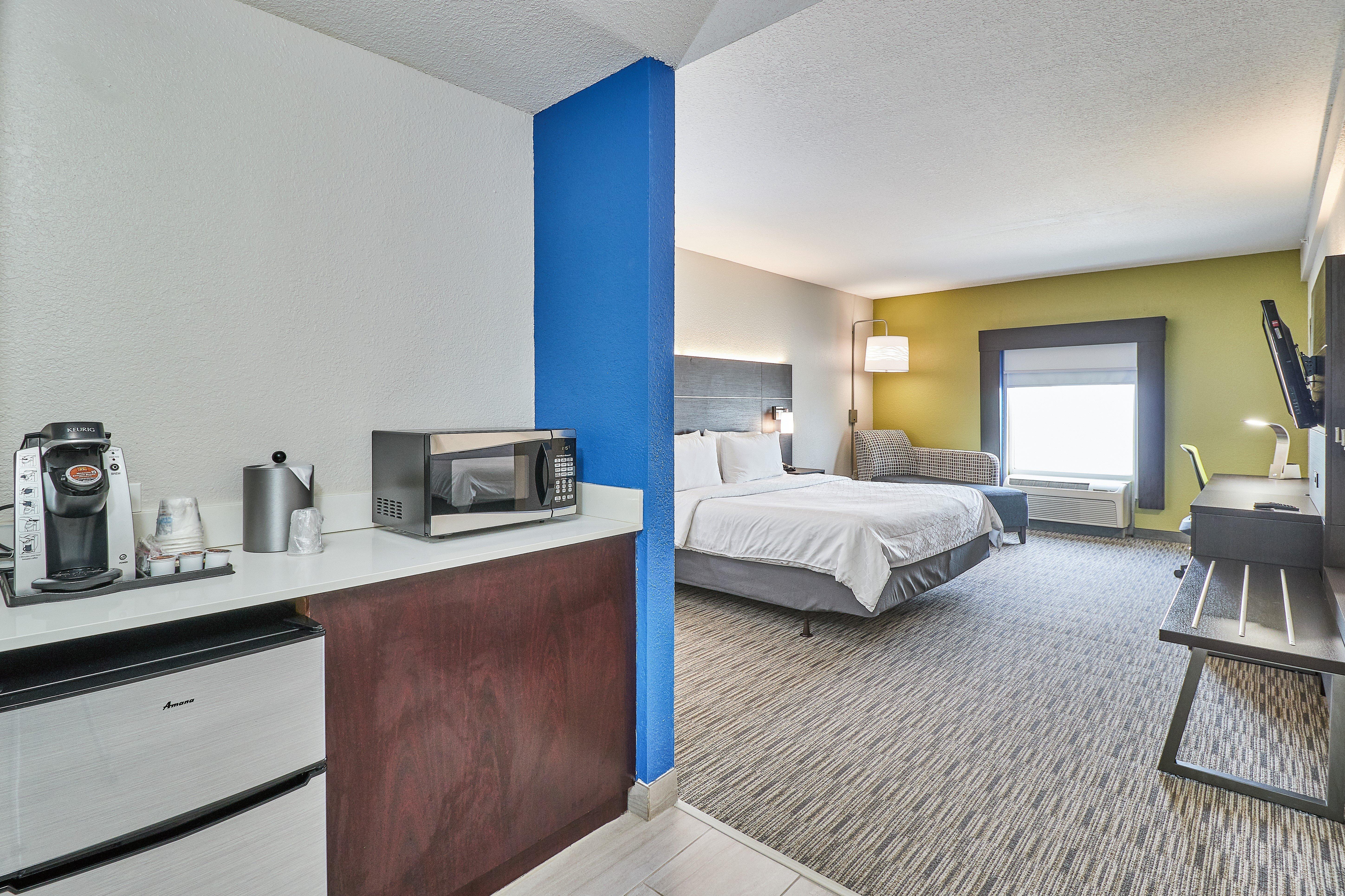 Holiday Inn Express Hotel & Suites Clearwater Us 19 North By Ihg Eksteriør billede
