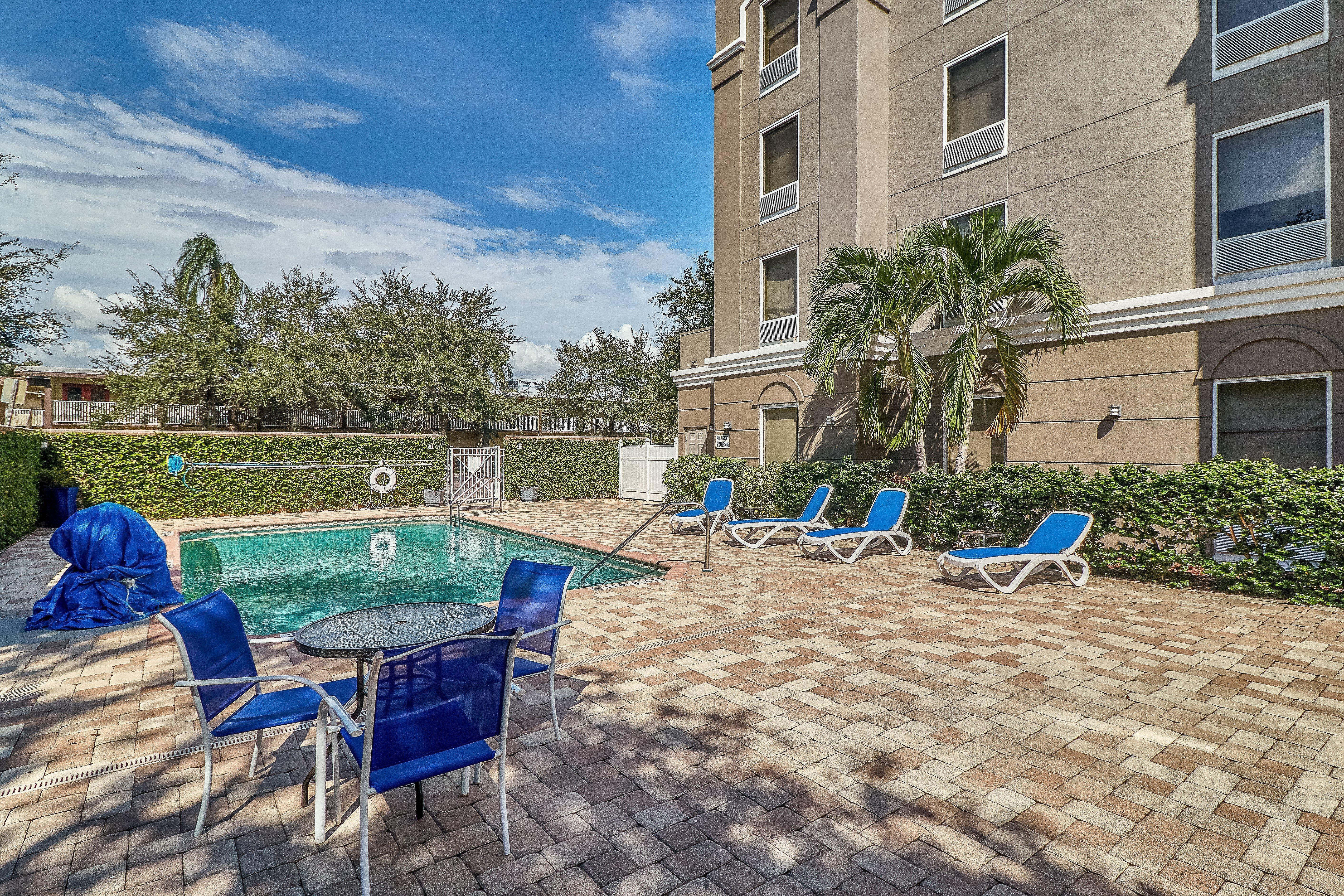 Holiday Inn Express Hotel & Suites Clearwater Us 19 North By Ihg Eksteriør billede