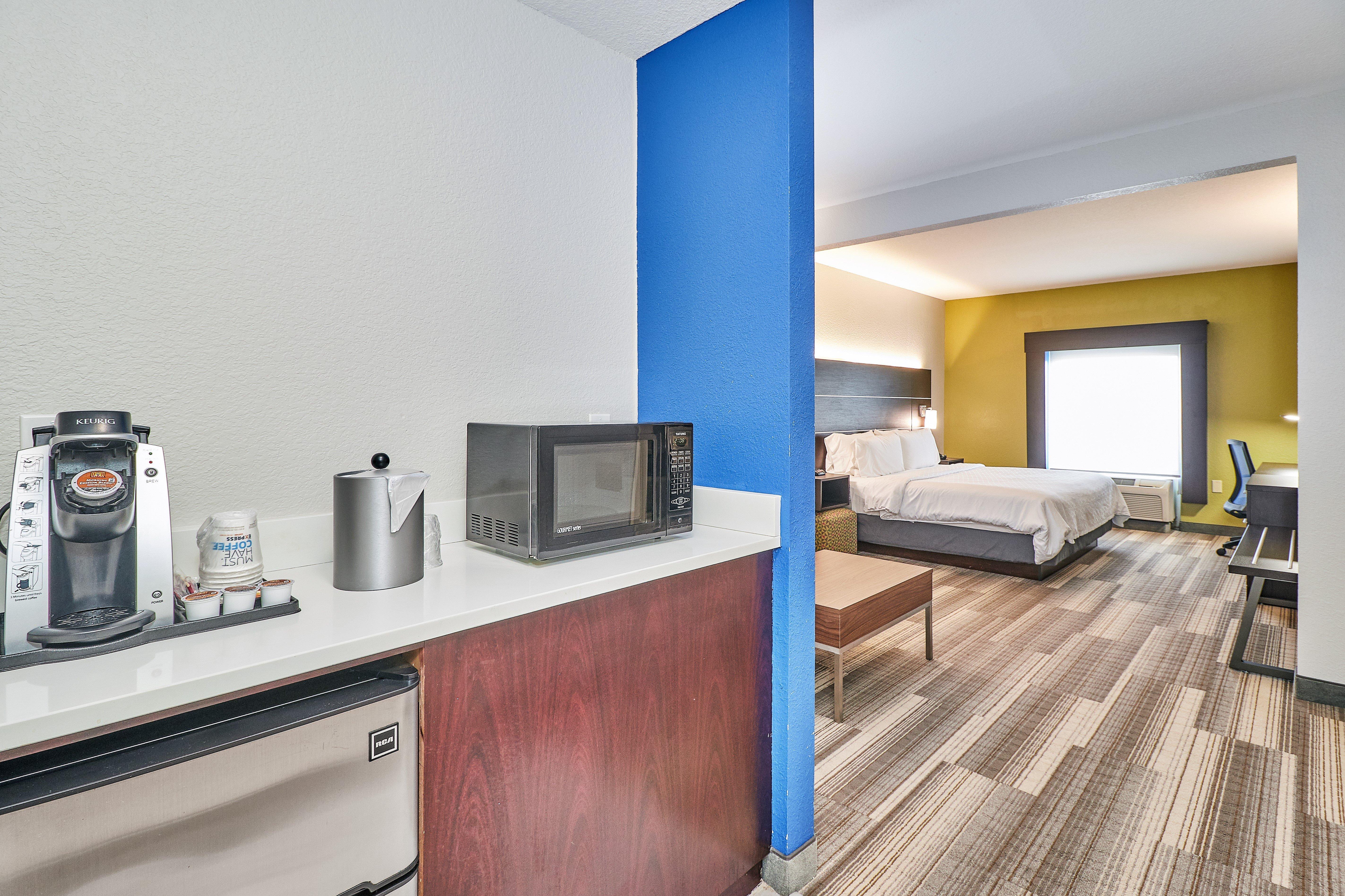 Holiday Inn Express Hotel & Suites Clearwater Us 19 North By Ihg Eksteriør billede