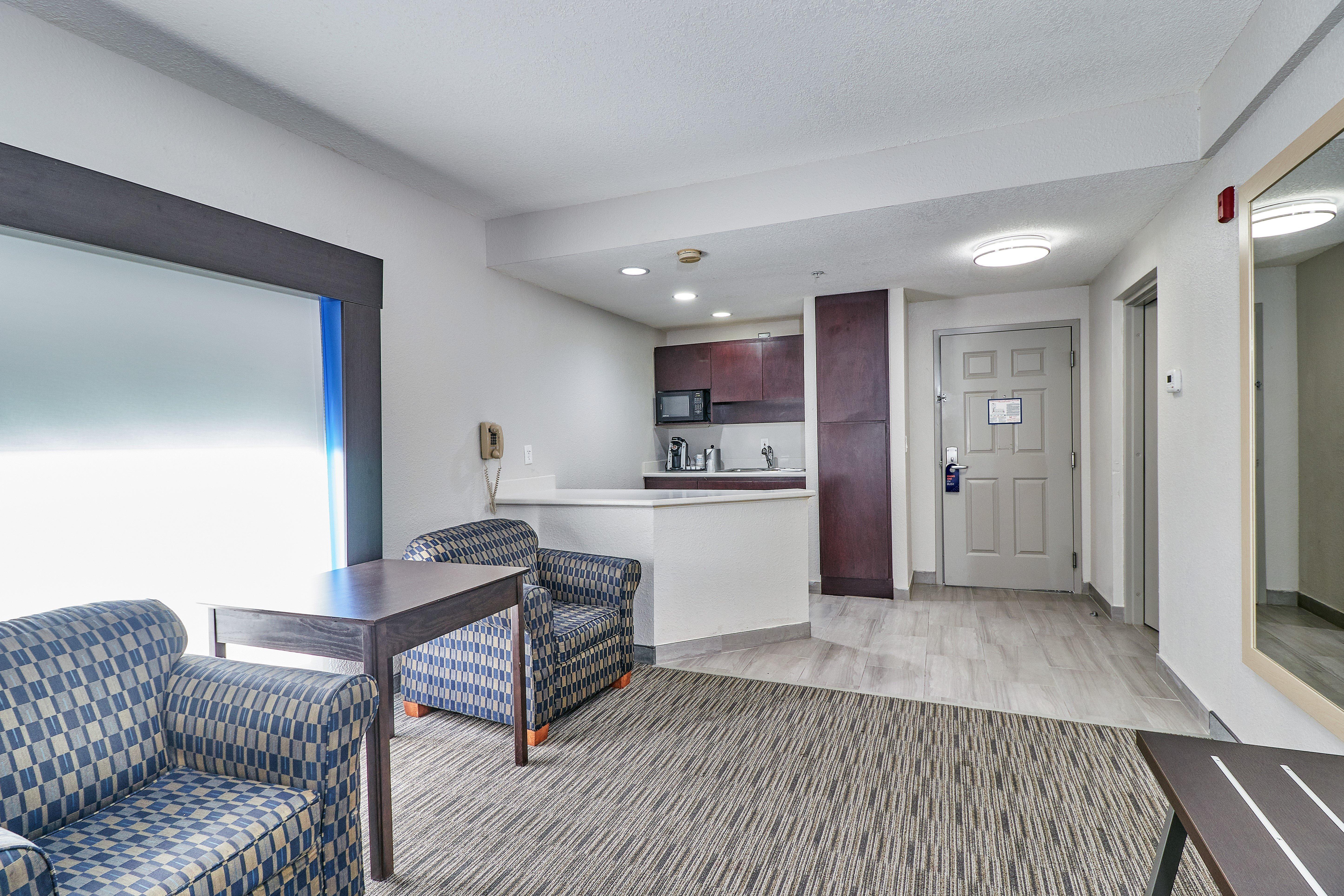 Holiday Inn Express Hotel & Suites Clearwater Us 19 North By Ihg Eksteriør billede