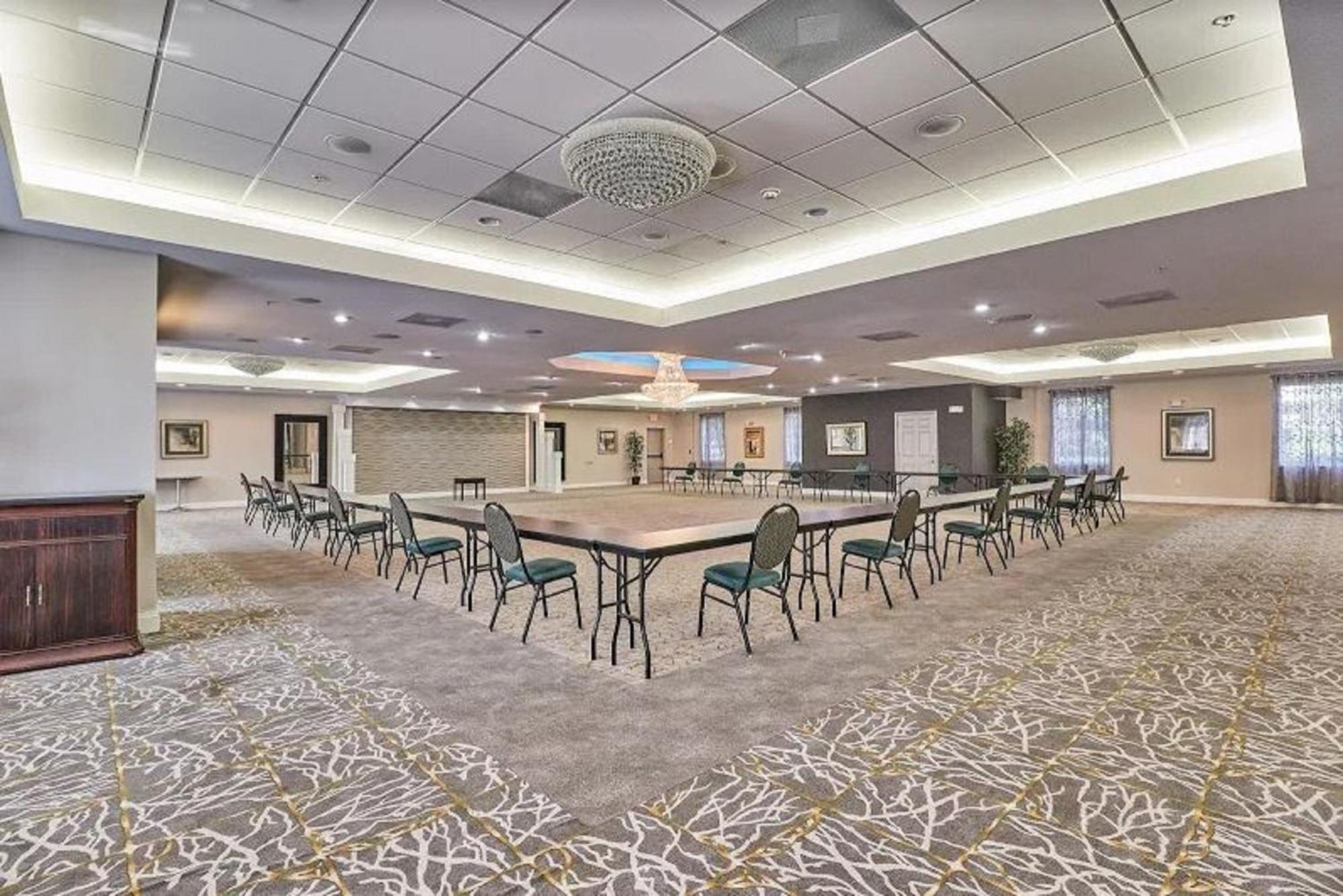 Holiday Inn Express Hotel & Suites Clearwater Us 19 North By Ihg Eksteriør billede