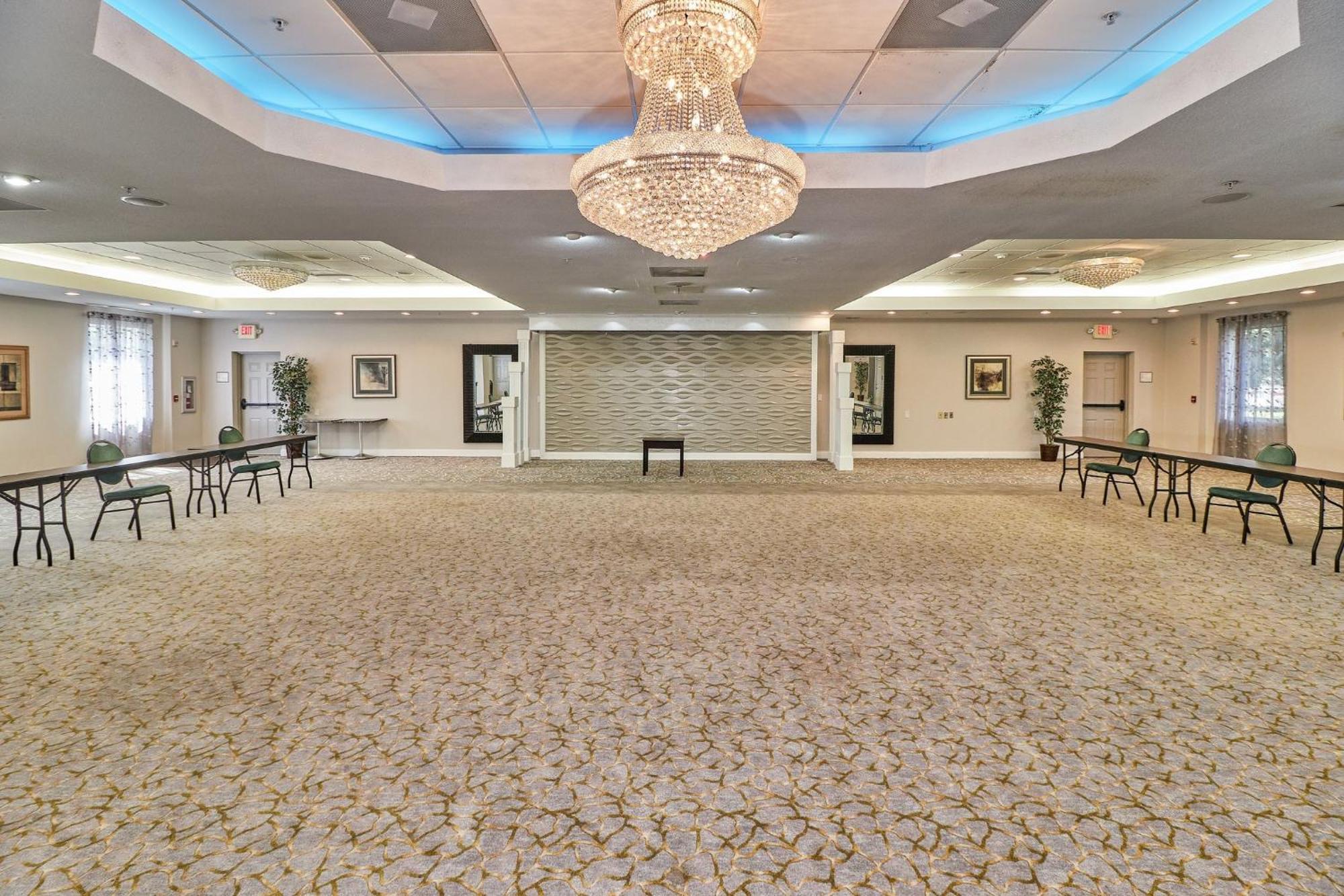 Holiday Inn Express Hotel & Suites Clearwater Us 19 North By Ihg Eksteriør billede